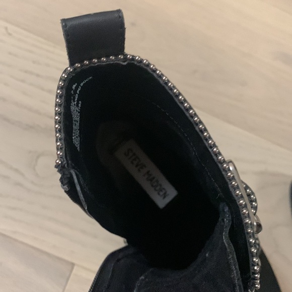 Steve Madden booties. - Picture 4 of 9